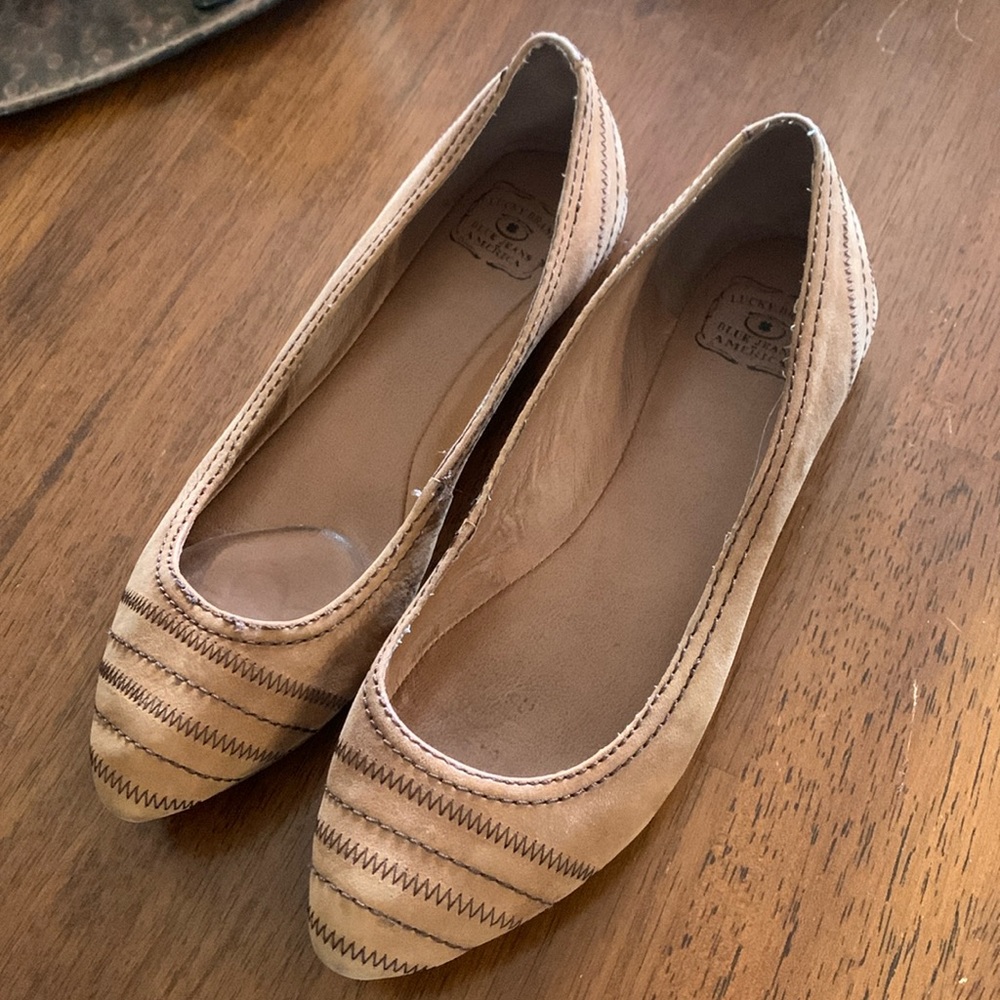 LUCKY BRAND LEATHER FLATS SIZE 8
